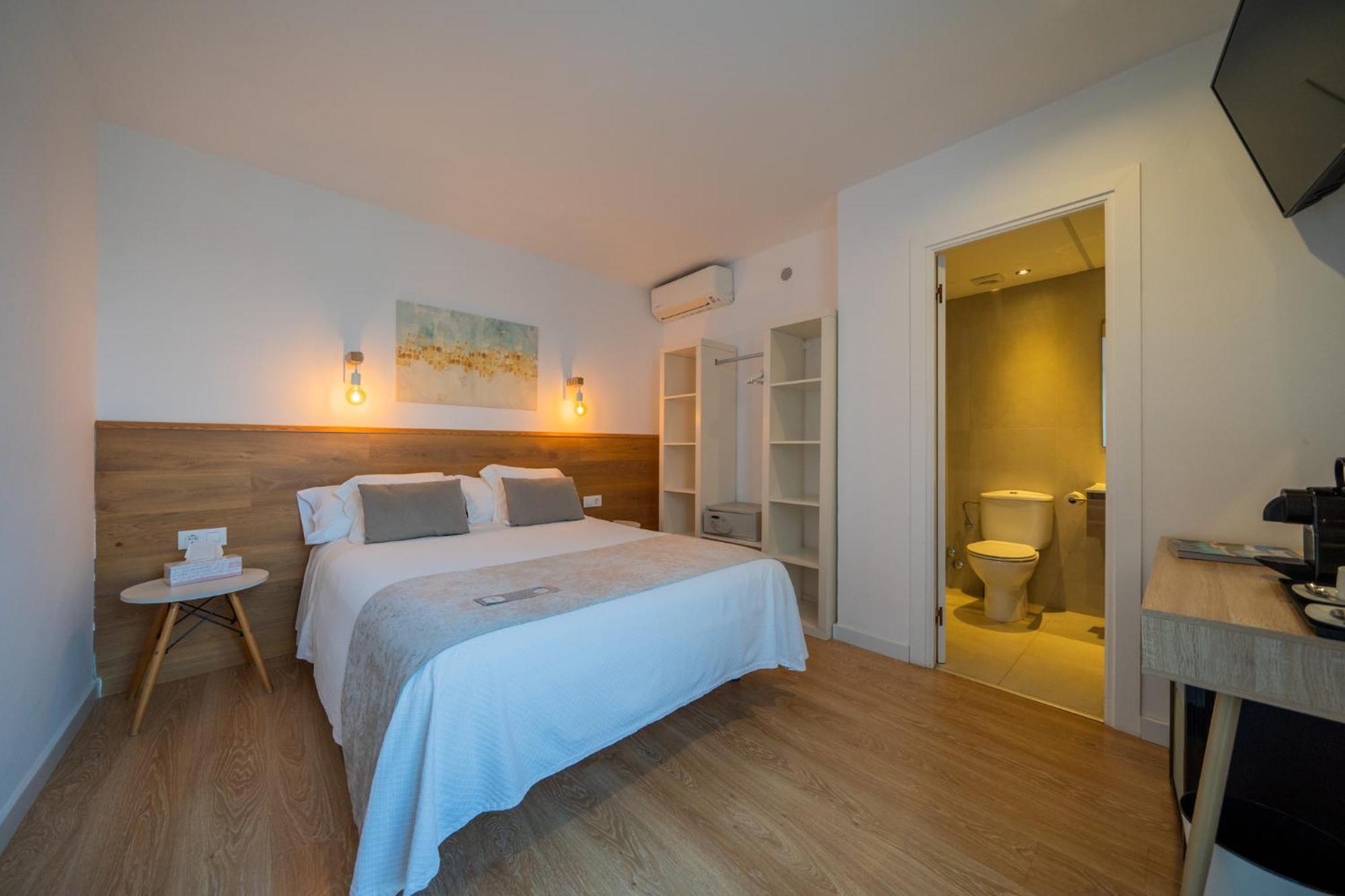 Hostal Menurka 休达德亚 外观 照片