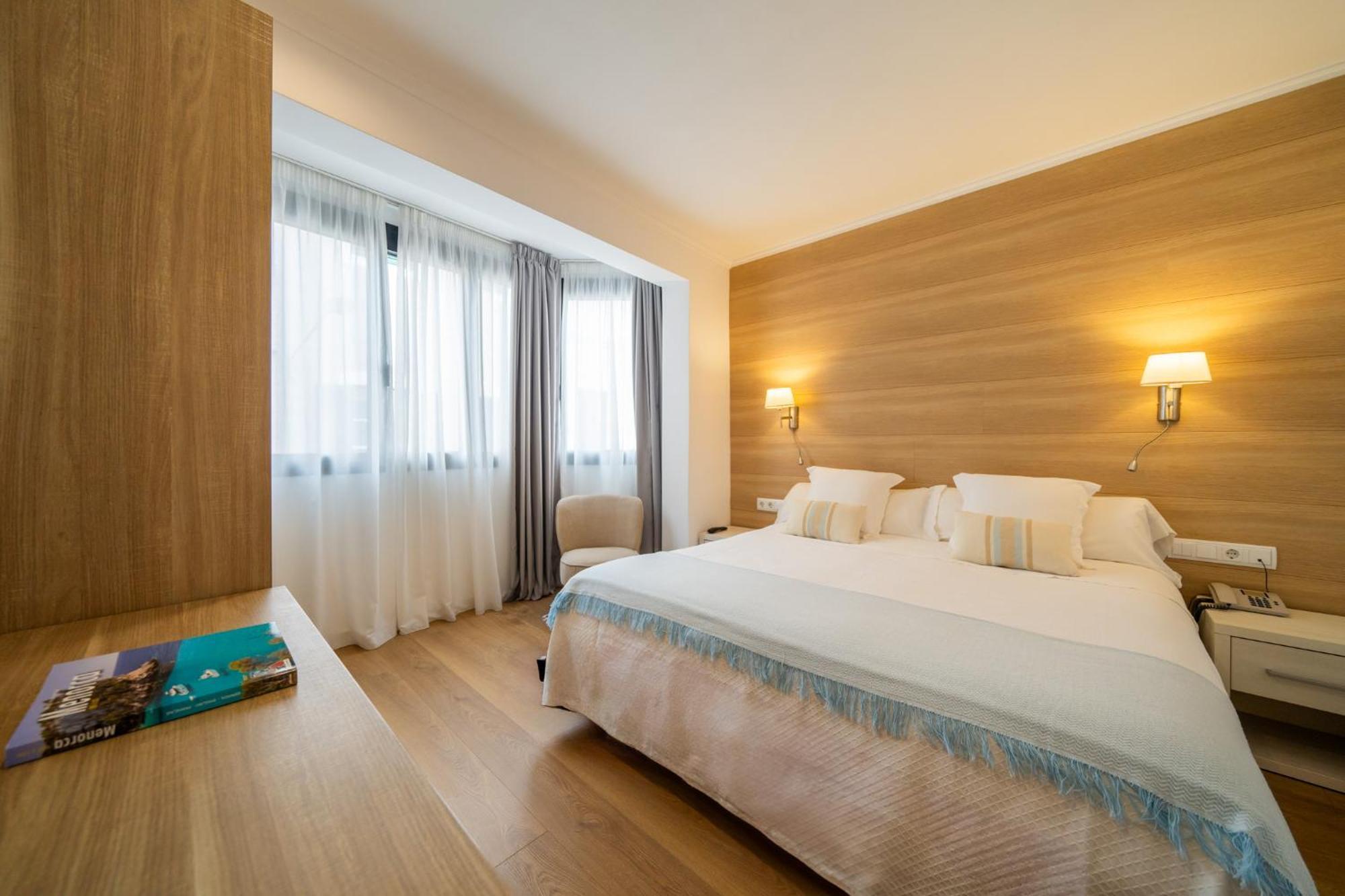 Hostal Menurka 休达德亚 外观 照片
